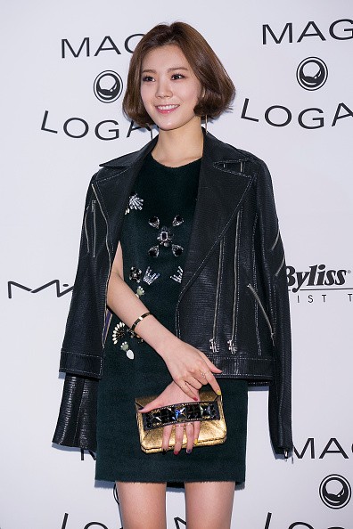 After School member Lizzy during the Mag And Logan 2016 S/S Collection in Seoul.
