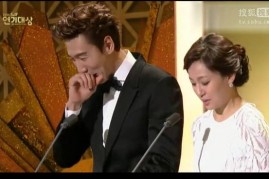 Lee Kwang Soo and Jin Kyung at 2015 SBS Drama Awards 