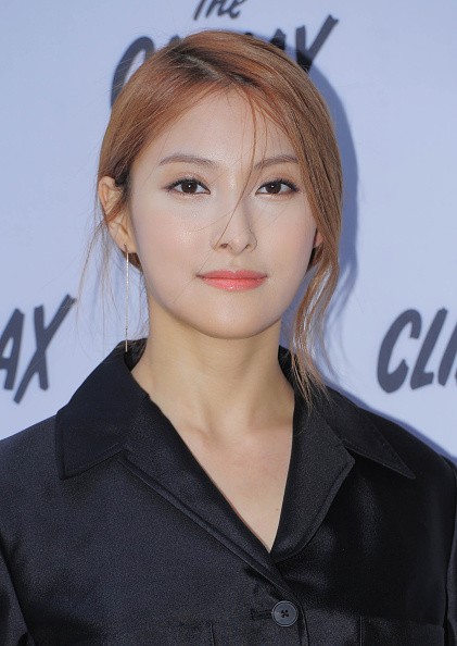 South Korean artist Gyuri during the 2016 Hera Seoul Fashion Week - The Climax collection at DDP in Seoul.