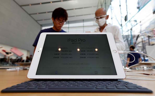  An Apple Inc. iPad Pro 9.7 inch is displayed at the company's Omotesando store on March 31, 2016 in Tokyo, Japan.