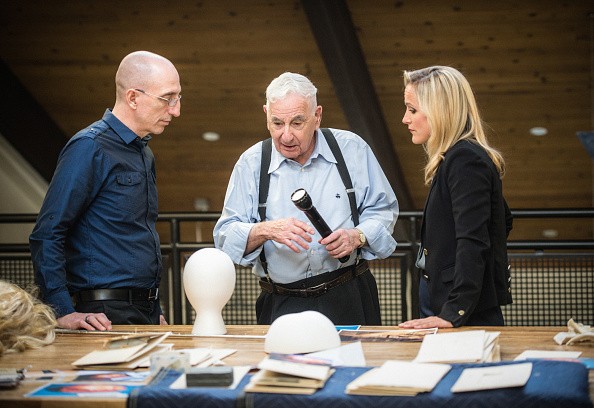 Dr. Werner Spitz prepares to demonstrate tests that could help understand the cause of death. THE CASE OF: JONBENÉT RAMSEY, premiering September 18, 2016 on CBS Television Network 