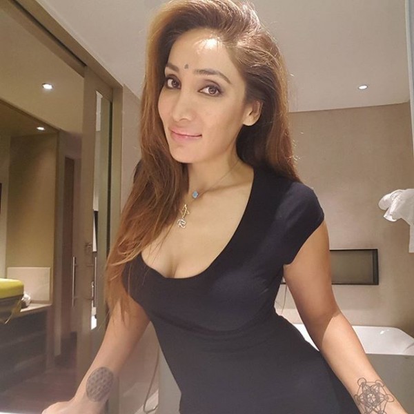 Sofia Hayat is a former British Indian model, singer and host. 