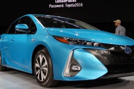 2017 Toyota Prius Prime 