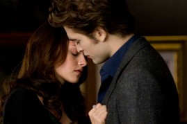 Kristen Stewart and Robert Pattinson played the lead couple of Edward and Bella in 
