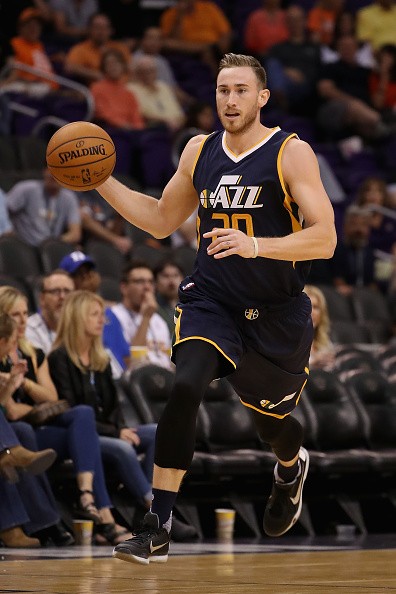 Gordon Hayward of the Utah Jazz handles the ball during the second half of the preseason NBA game against the Phoenix Suns at Talking Stick Resort Arena on October 5, 2016 in Phoenix, Arizona. 