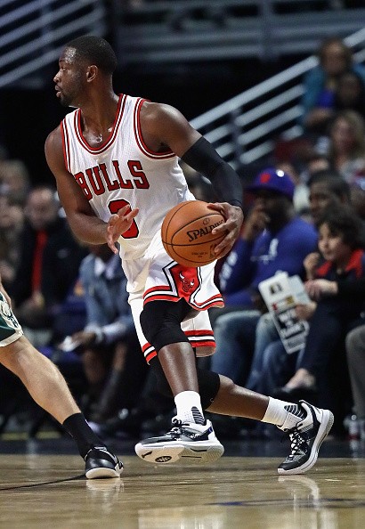 Dwyane Wade of the Chicago Bulls moves against the Milwaukee Bucks during a preseason game at the United Center on October 3, 2016 in Chicago, Illinois.  