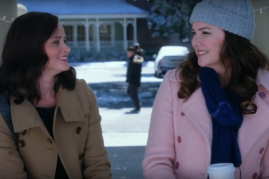 Mother-daughter tandem played by Lauren Graham(R) and Alexis Bledel in the revival of 