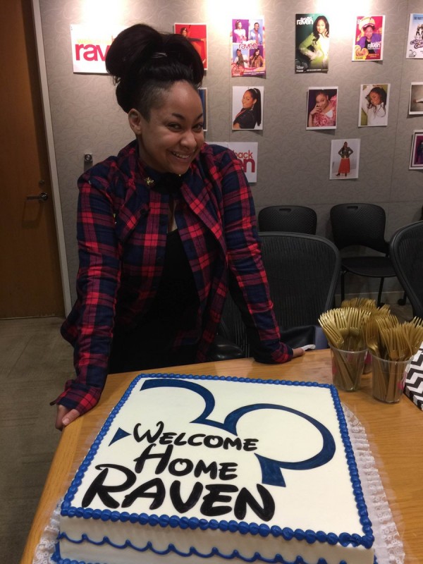 Raven-Symoné posted a photo on her Twitter account as she was welcomed at the Disney studios.