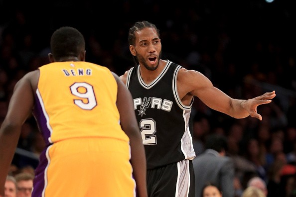 Kawhi Leonard #2 of the San Antonio Spurs calls a play during the second half of a game against the Los Angeles Lakers at Staples Center on November 18, 2016 in Los Angeles, California.