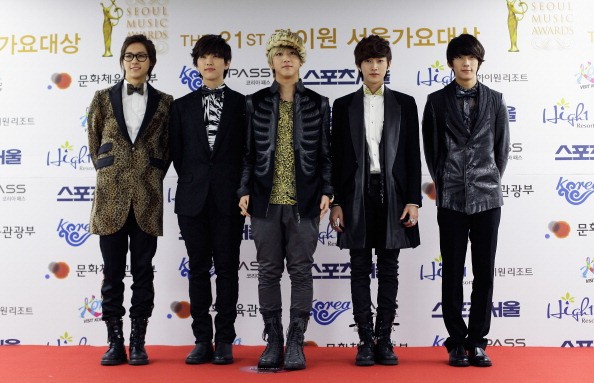 B1A4 arrives on the 21st High1 Seoul Music Awards.
