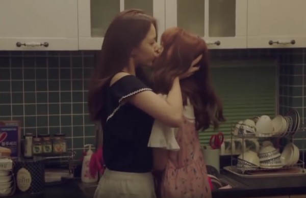 Seungyeon kisses Hwayoung on "Age of Youth."