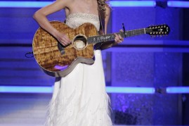 Taylor Swift Remembers Her Country Roots to Help East Tennessee 