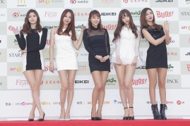 EXID members arrive at the 4th Gaon Chart K-Pop Awards.