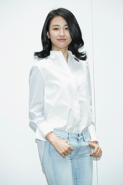  South Korean actress Park Ha Sun poses for the camera at the VINCE. 2015FW Presentation Photocall at RAUM.