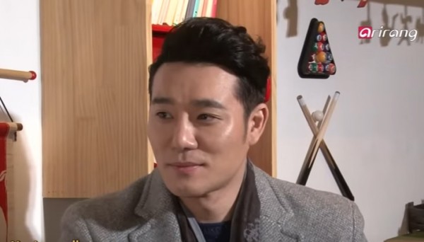 Korean actor Lee Tae Gon in an interview with Arirang TV.