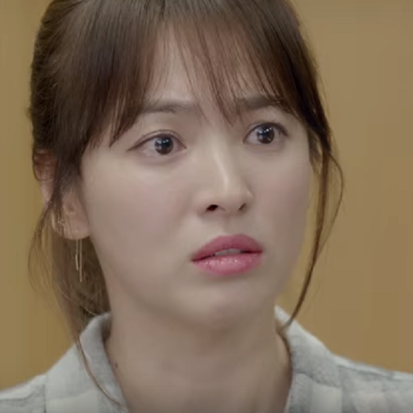 "Descendants of the Sun" stars Song Hye-kyo as a surgeon named Kang Mo-yeon.