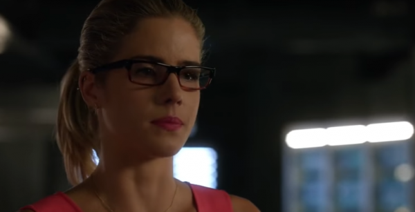 Felicity tells Ragman about his parents' death in Havenrock in "Arrow" Season 5 episode 3.