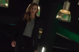 Black Canary's evil doppelganger Black Siren returns in the midseason premiere of 