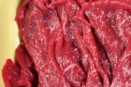 Diet high in red meat linked to inflammatory bowel condition