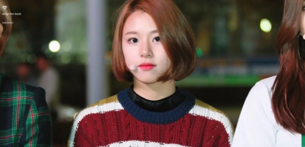 TWICE's Chaeyoung appears on 31st Golden Disk Awards with short hair.