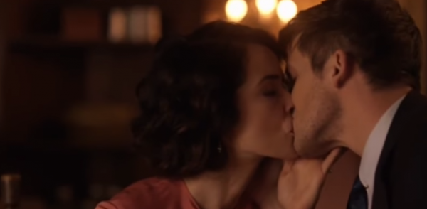 Lucy and Wyatt kiss in "Timeless" episode 9, "The Last Ride of Bonnie & Clyde." 