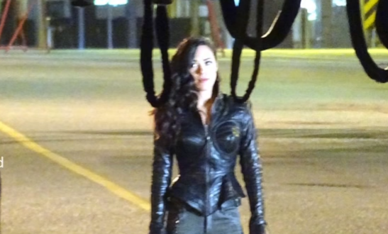 A behind-the-scenes photo for "The Flash" Season 3 shows Jessica Camacho as Gypsy.