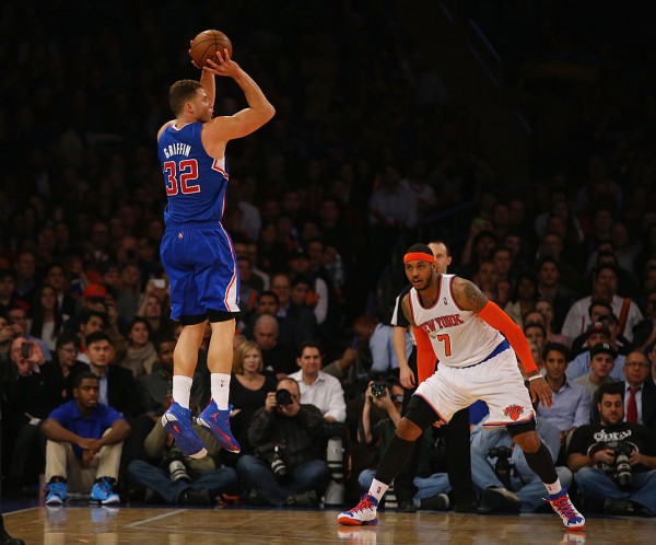 Los Angeles Clippers power forward Blake Griffin (L) and New York Knicks' Carmelo Anthony