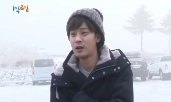 Jung Joon Young returns to "1 Night 2 Days," but he needs to climb Mt. Jiri to reunite with the members.