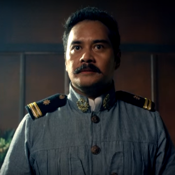 John Arcilla plays the title role in the Filipino historical biopic "Heneral Luna."