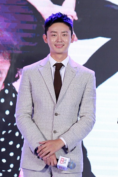 Lee Ji Hoon attends the press conference for the web drama 'Gogh, The Starry Night'.