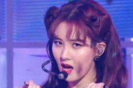 SNSD's Seohyun in a live performance of 