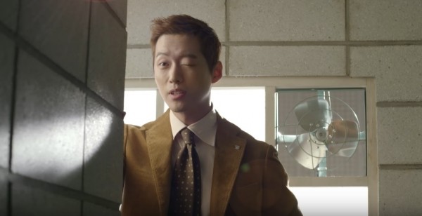 Namgoong Min in an episode of ongoing comedy series "Chief Kim."