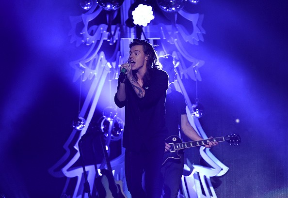 Recording artist Harry Styles of One Direction performs onstage during 102.7 KIIS FMs Jingle Ball 2015