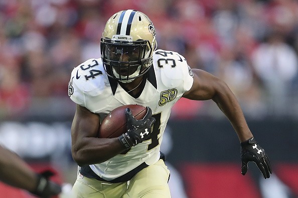 Tim Hightower during his stint as the running back for New Orleans Saints in the game against the Arizona Cardinals on Dec. 18, 2016 in Glendale, Arizona. 
