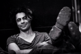 Comedian Sunil Grover posts a photo of his shoe: Is he taking a dig at Kapil Sharma?