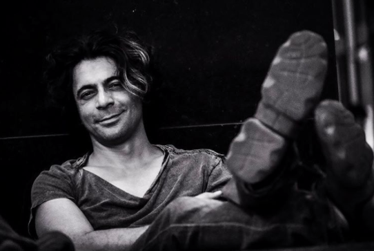 Comedian Sunil Grover posts a photo of his shoe: Is he taking a dig at Kapil Sharma?
