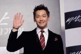 Singer-actor Rain arrives on the second day of Busan International Film Festival.