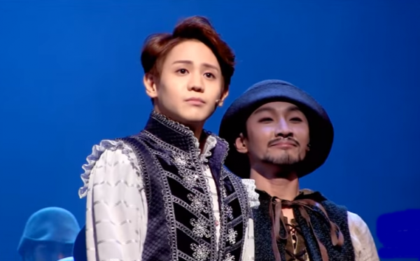 Highlight's Yang Yoseob on the stage of "Robin Hood" musical.