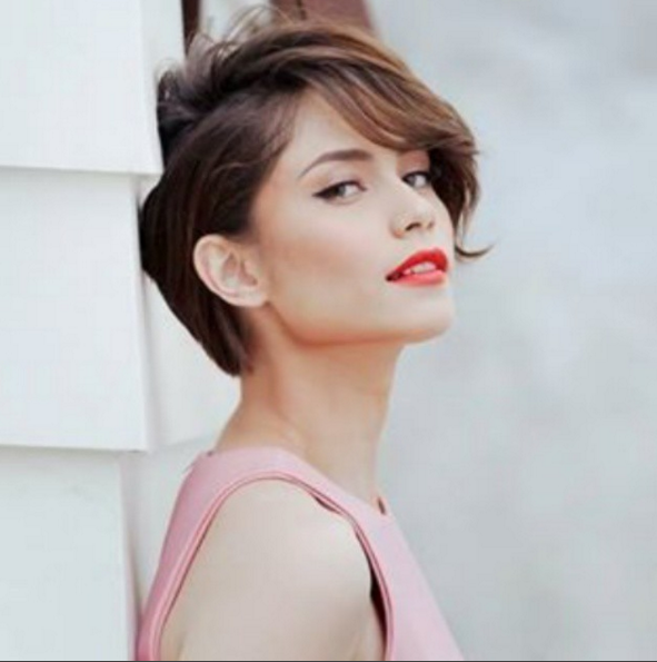 Jessy Mendiola named sexiest woman in the Philippines.
