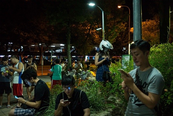 Taiwanese "Pokemon GO" players are busy looking for their next catch.